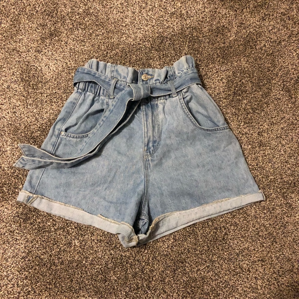 *3 for $15 Zara size 02 denim paper bag shorts